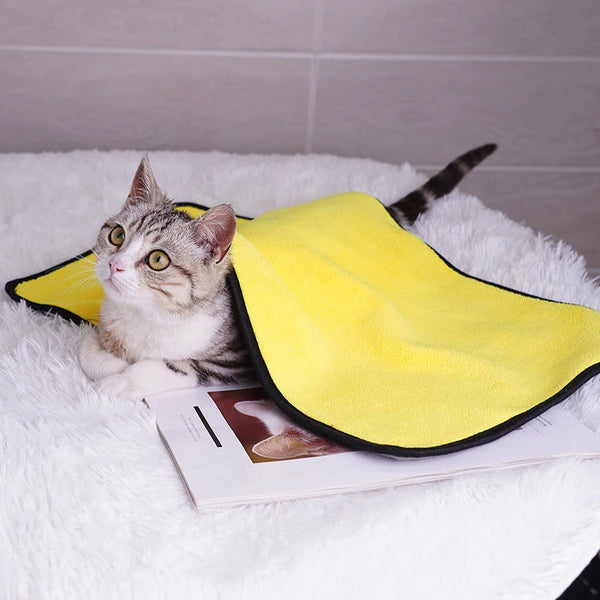 Quick-Drying Pet Towel – Ultra Absorbent & Soft